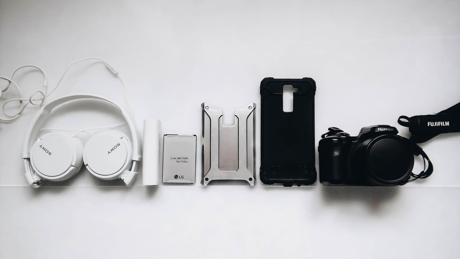 Hot Home Gadgets That Will Spice Up Your Space and Make Life Easier